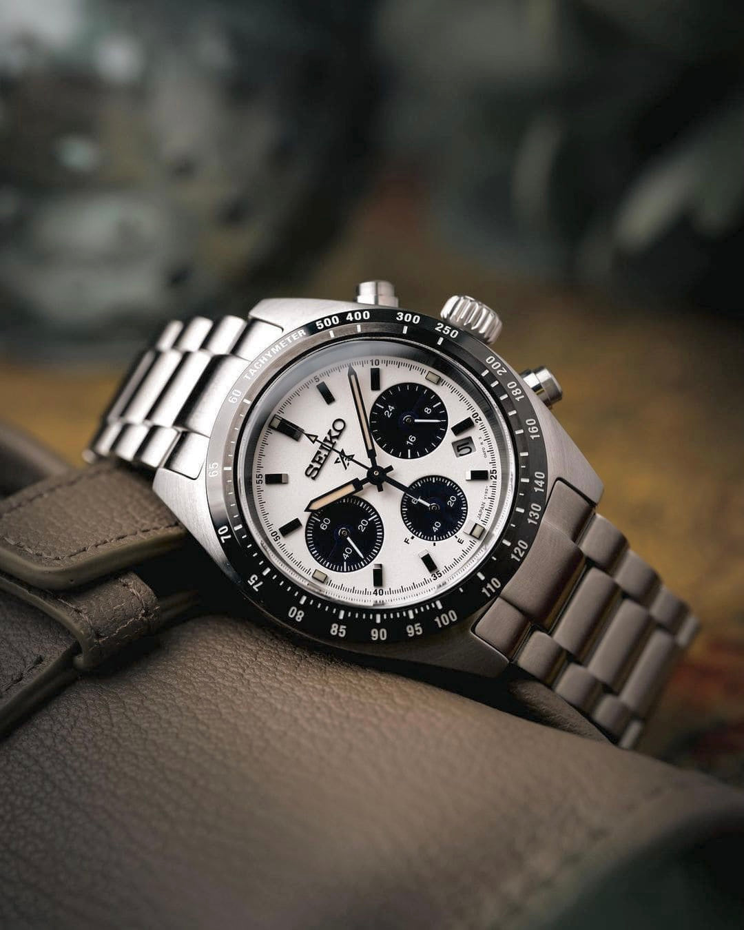 Solar Chronograph Watch with White Dial & Sapphire Crystal – Stainless Steel Case