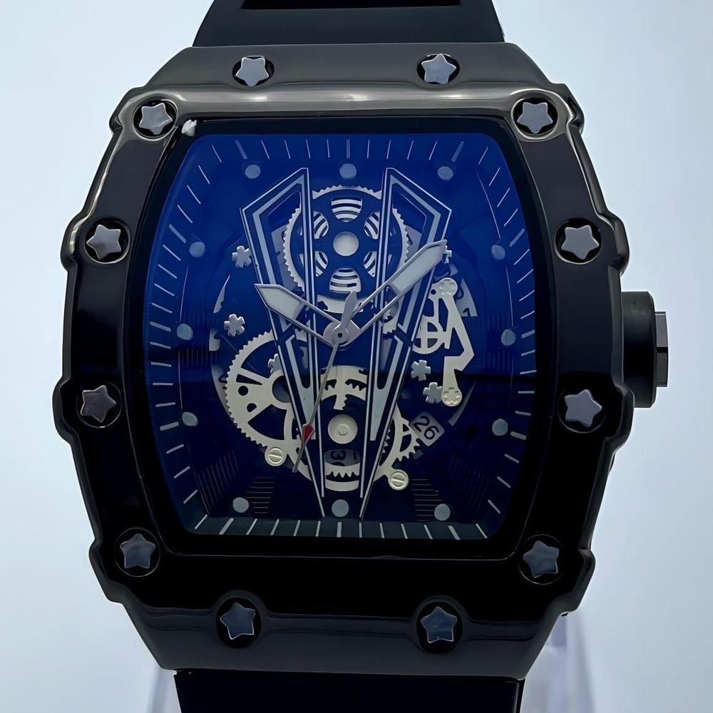 Men Formal Analogue Watch